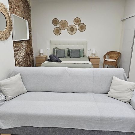 Estudio Trinidad Centro Malaga 2 Экстерьер фото